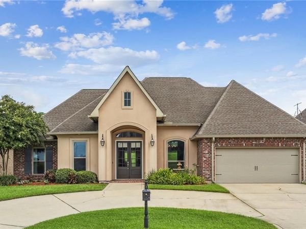 277 CYPRESS LAKES Drive, Slidell, LA 70458