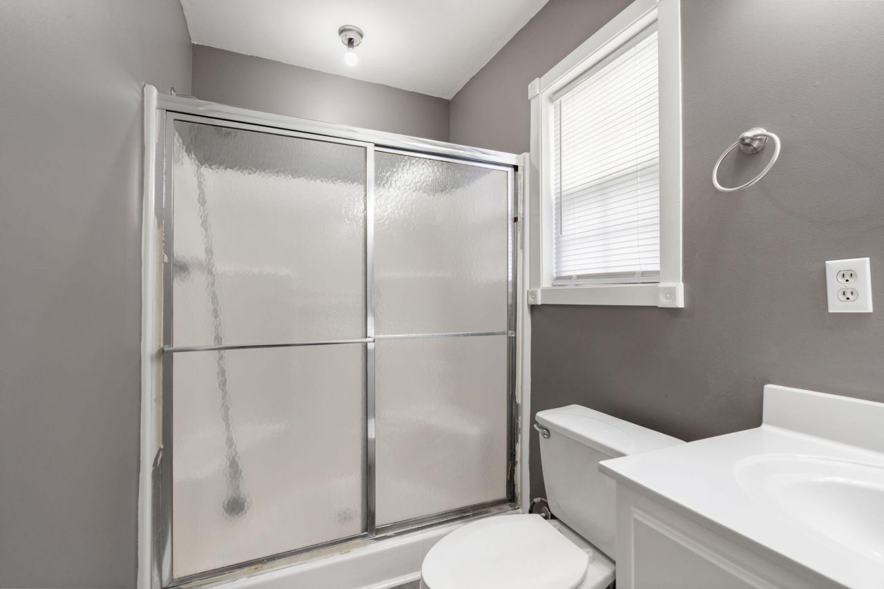 109 Wisteria Court Photo 18