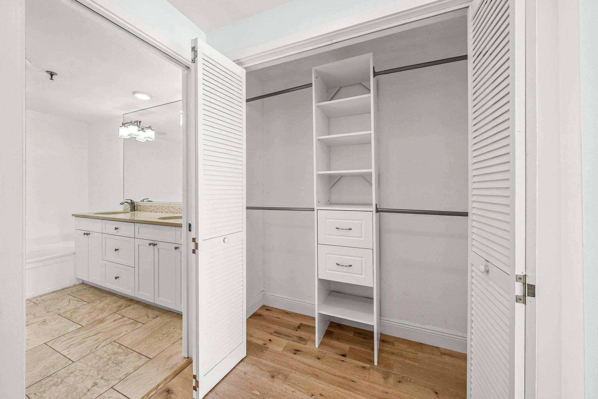 11370 Twelve Oaks Way, Unit 418, North Palm Beach, FL 33408 Photo