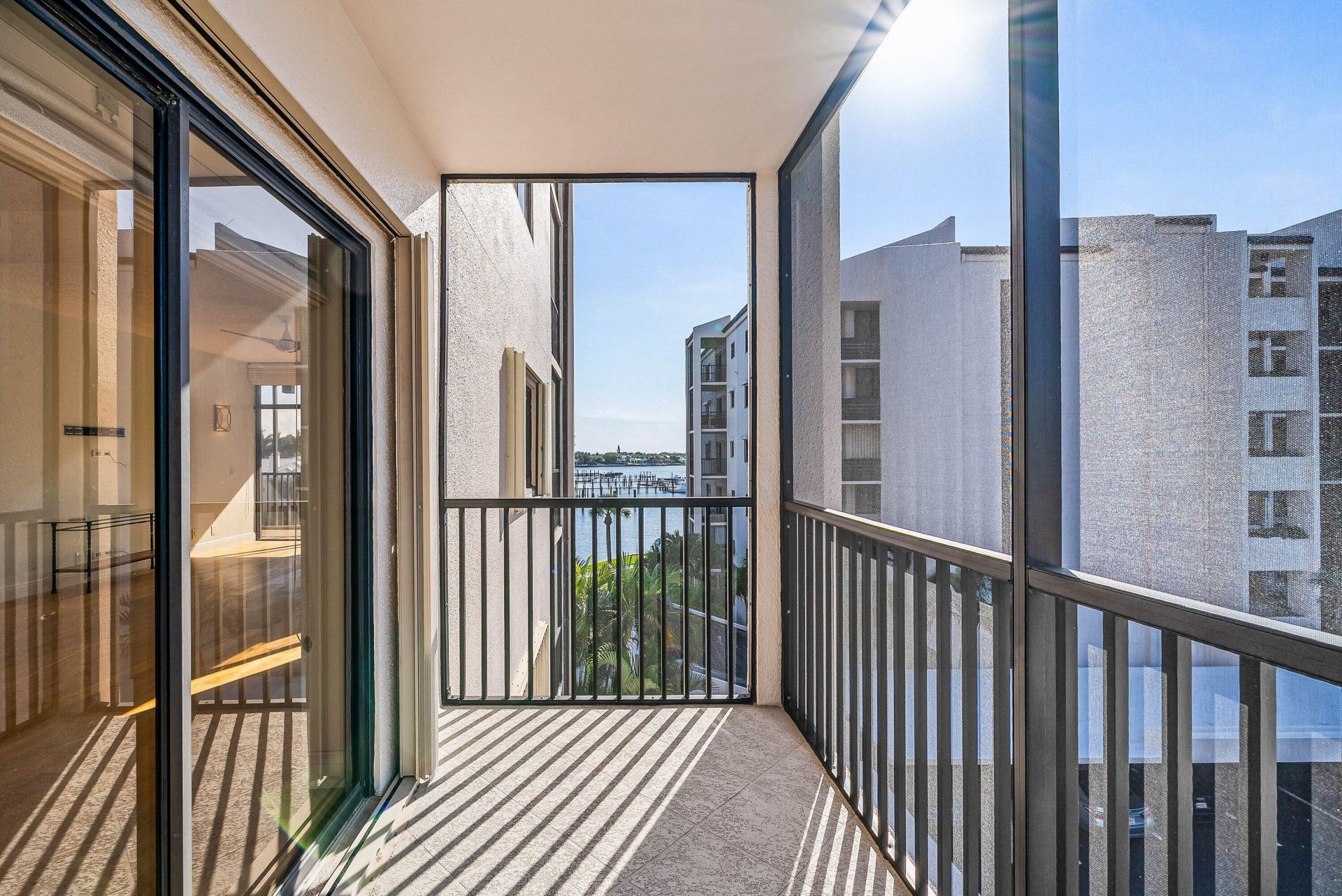 11370 Twelve Oaks Way, Unit 418, North Palm Beach, FL 33408 Photo