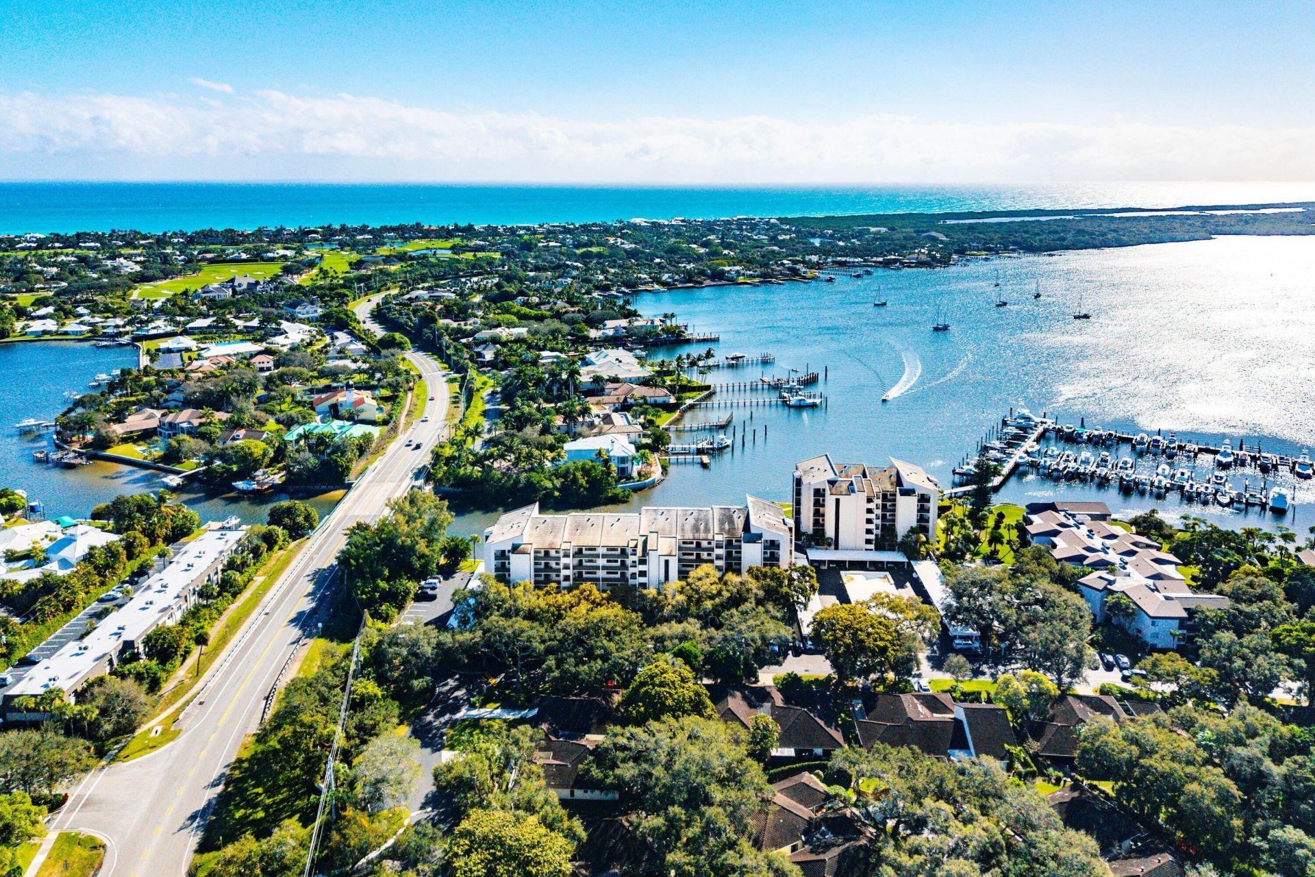 11370 Twelve Oaks Way, Unit 418, North Palm Beach, FL 33408 Photo