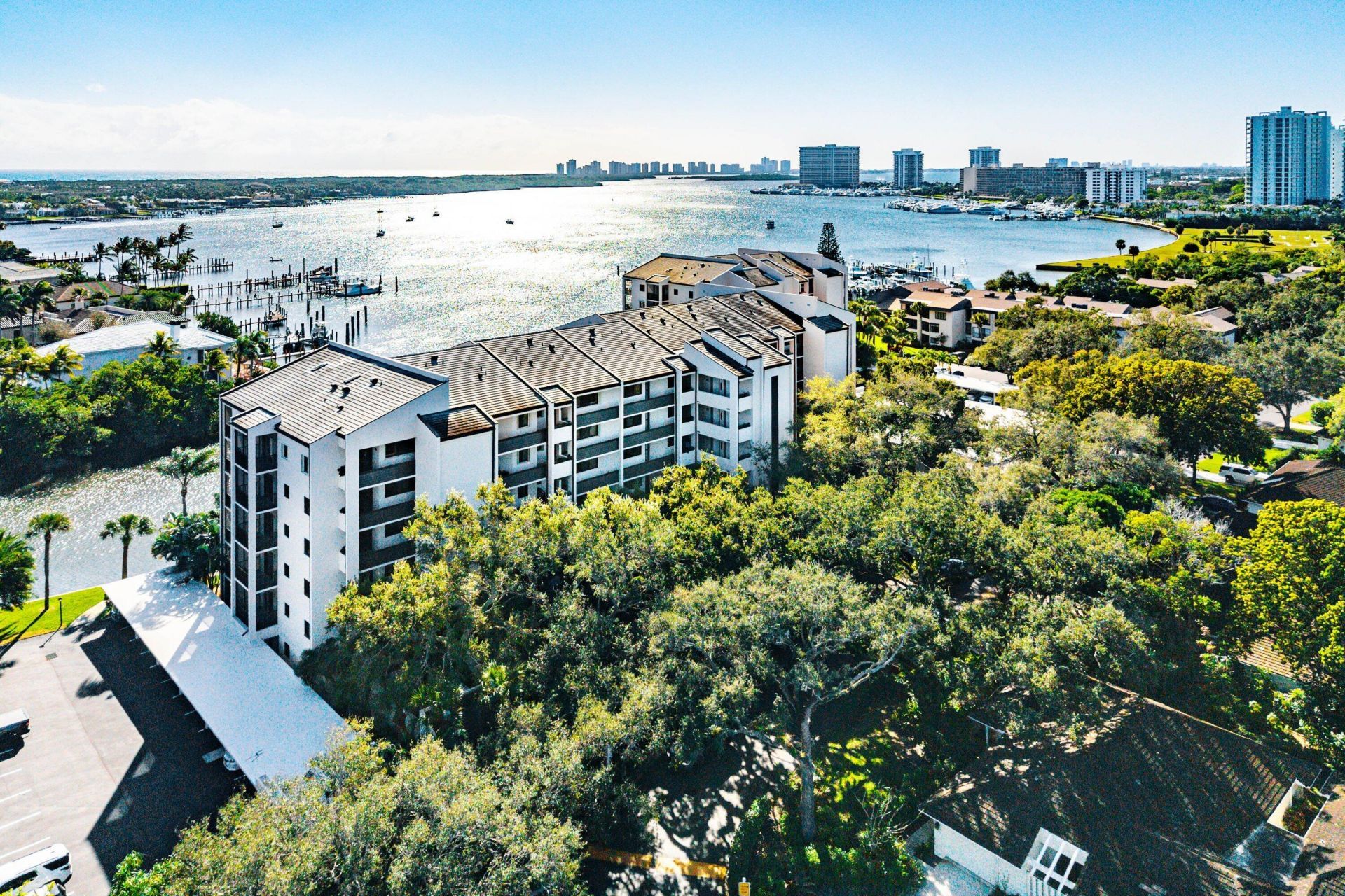 11370 Twelve Oaks Way, Unit 418, North Palm Beach, FL 33408 Photo