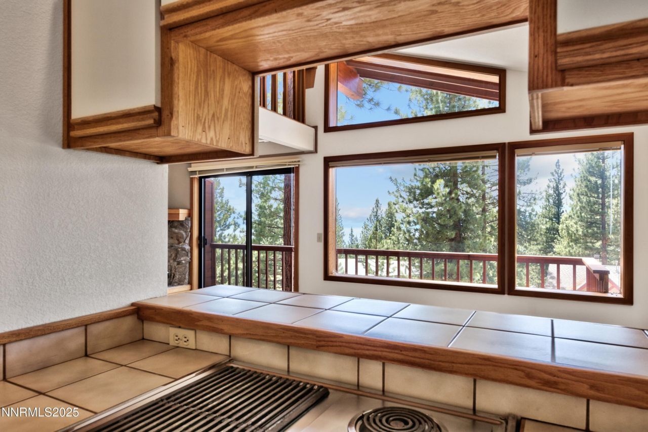 609 Lariat Circle, Unit 2, Incline Village, NV 89451 Photo