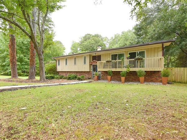 3280 Devilla Trace, College Park, GA 30349
