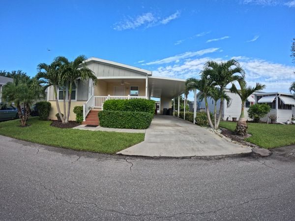 6119 N Ficus Lane, Lantana, FL 33462