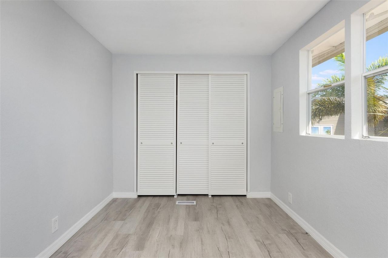 460 Mount Oak Avenue Ne, Unit 745, Saint Petersburg, FL 33702 Photo