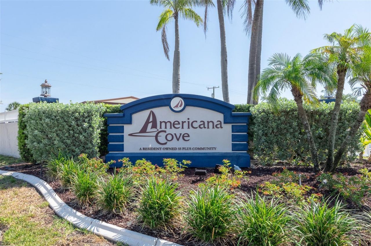 460 Mount Oak Avenue Ne, Unit 745, Saint Petersburg, FL 33702 Photo