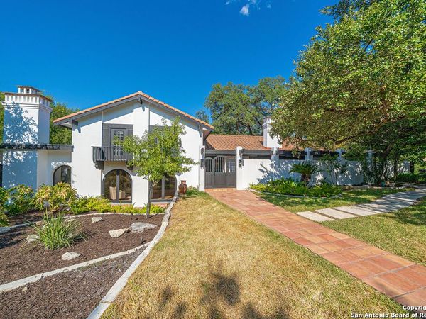 320 Mustang, Hollywood Park, TX 78232