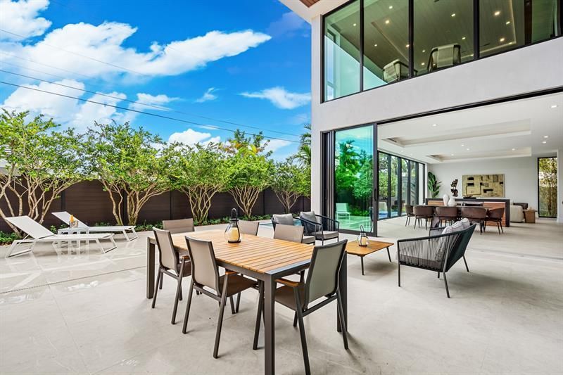 2000 Harbourview Drive, Fort Lauderdale, FL 33316 Photo