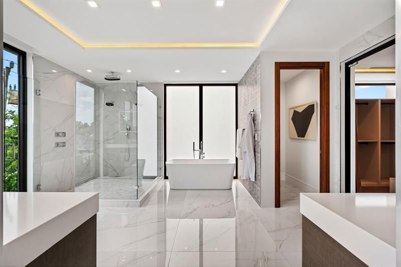 2000 Harbourview Drive, Fort Lauderdale, FL 33316 Photo