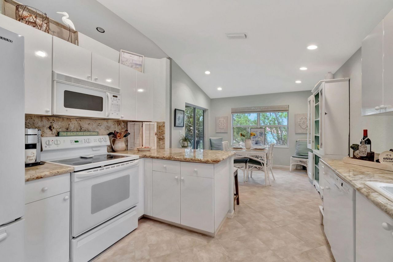 7942 Laina Lane, Unit 4, Boynton Beach, FL 33437 Photo