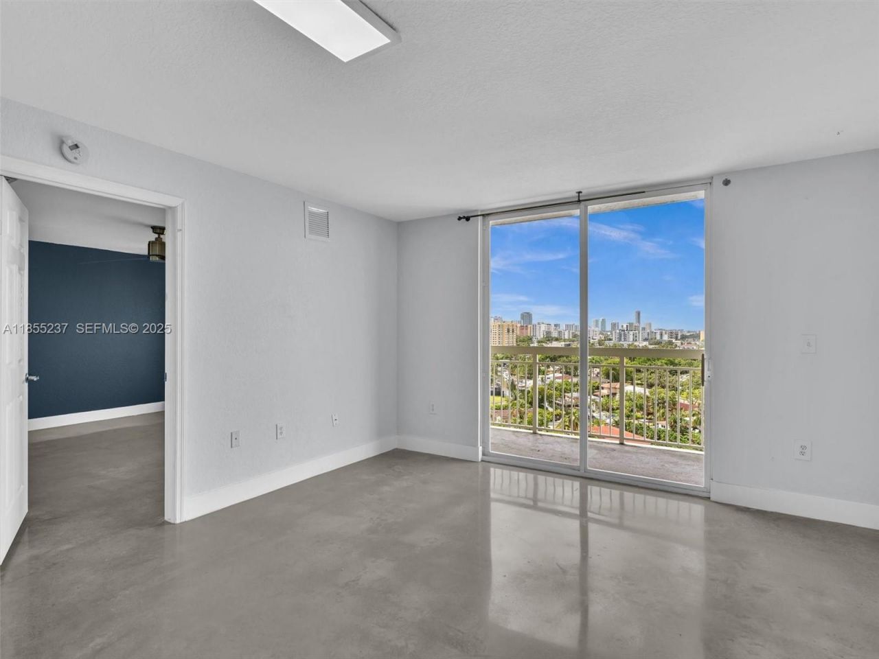 816 NW 11th St, Unit 1208, Miami, FL 33136 Photo