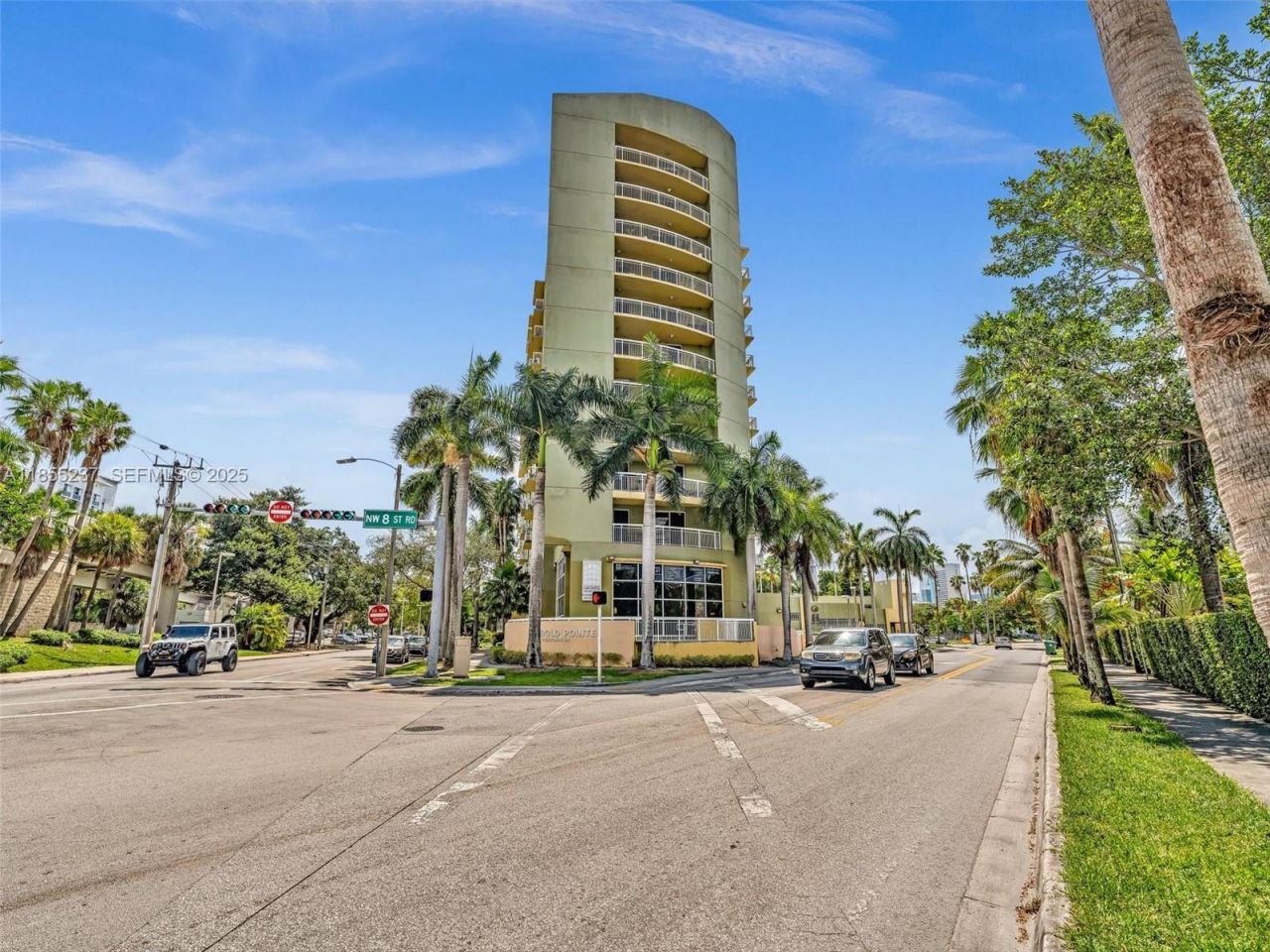 816 NW 11th St, Unit 1208, Miami, FL 33136 Photo