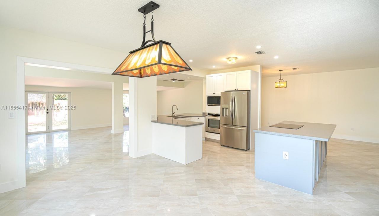 2810 SW 114th Ave, Miami, FL 33165 Photo