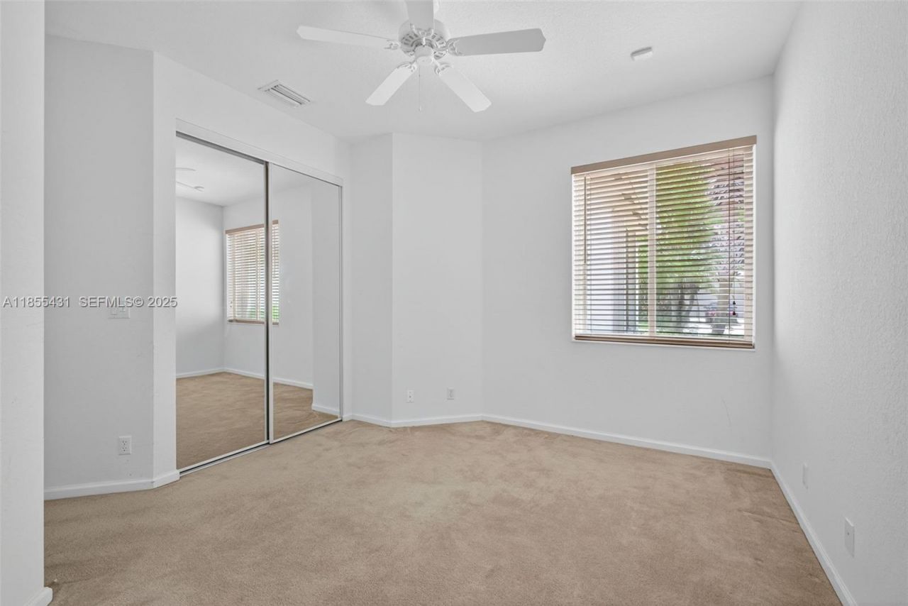 9633 Sandpiper Ln, West Palm Beach, FL 33411 Photo