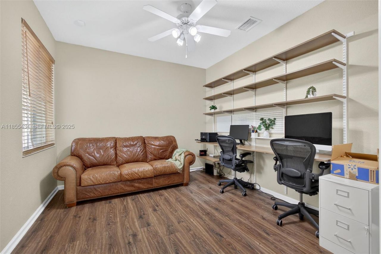 9633 Sandpiper Ln, West Palm Beach, FL 33411 Photo