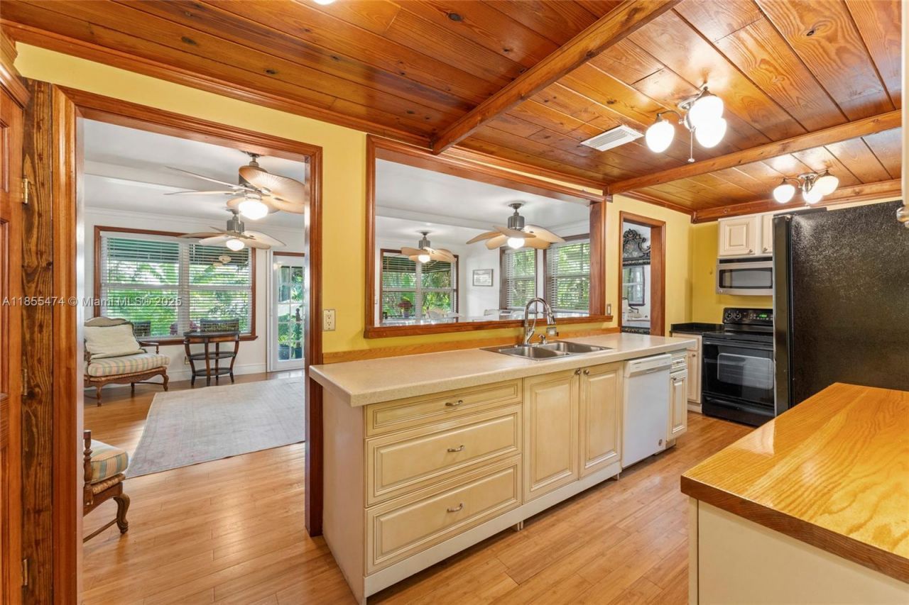 918 Tequesta St, Fort Lauderdale, FL 33311 Photo