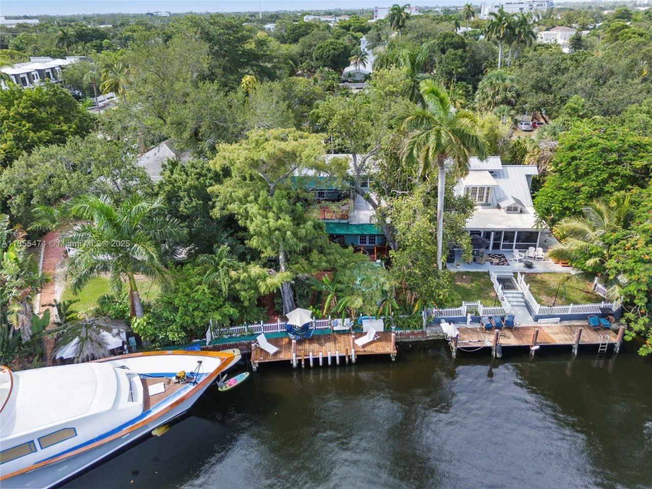 918 Tequesta St, Fort Lauderdale, FL 33311 Photo