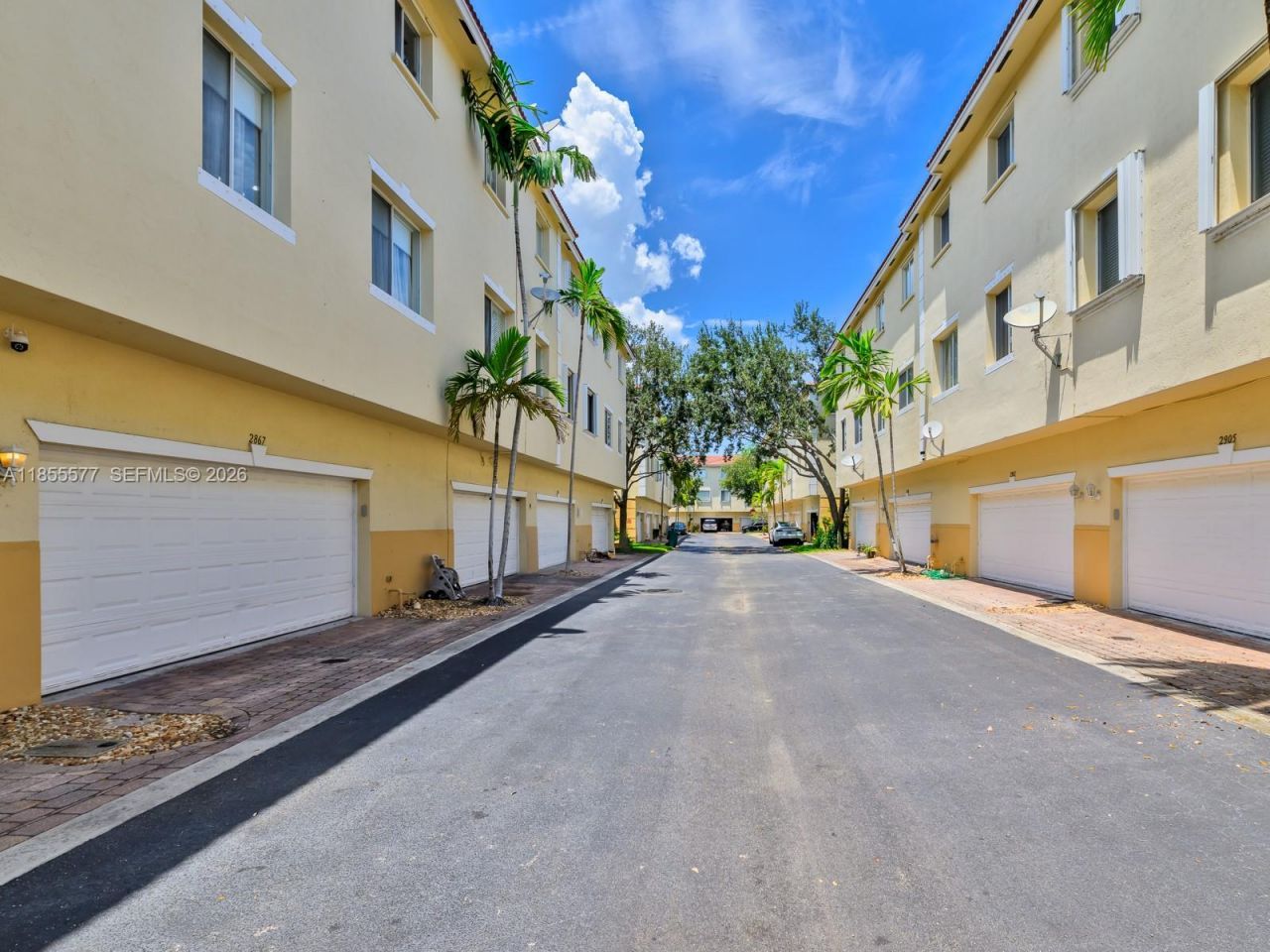 2867 S Oasis Dr, Boynton Beach, FL 33426 Photo