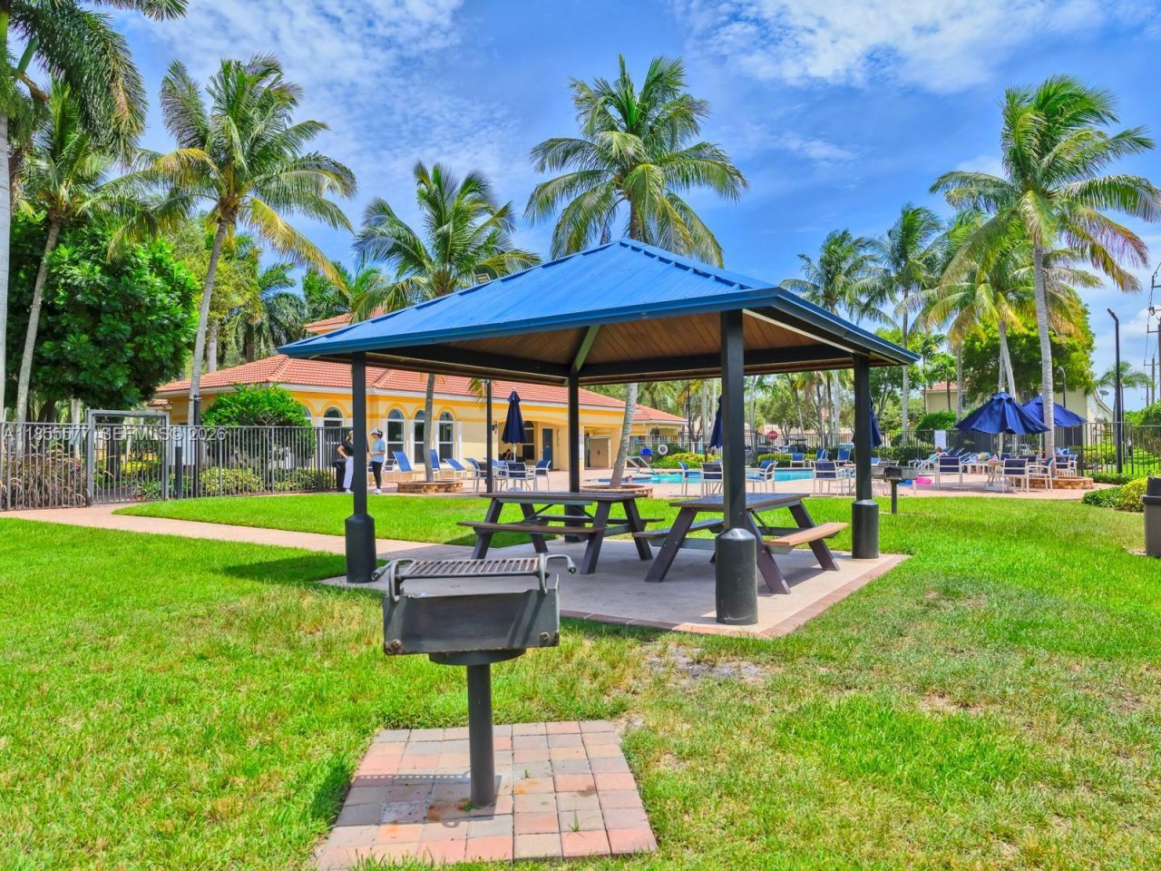 2867 S Oasis Dr, Boynton Beach, FL 33426 Photo