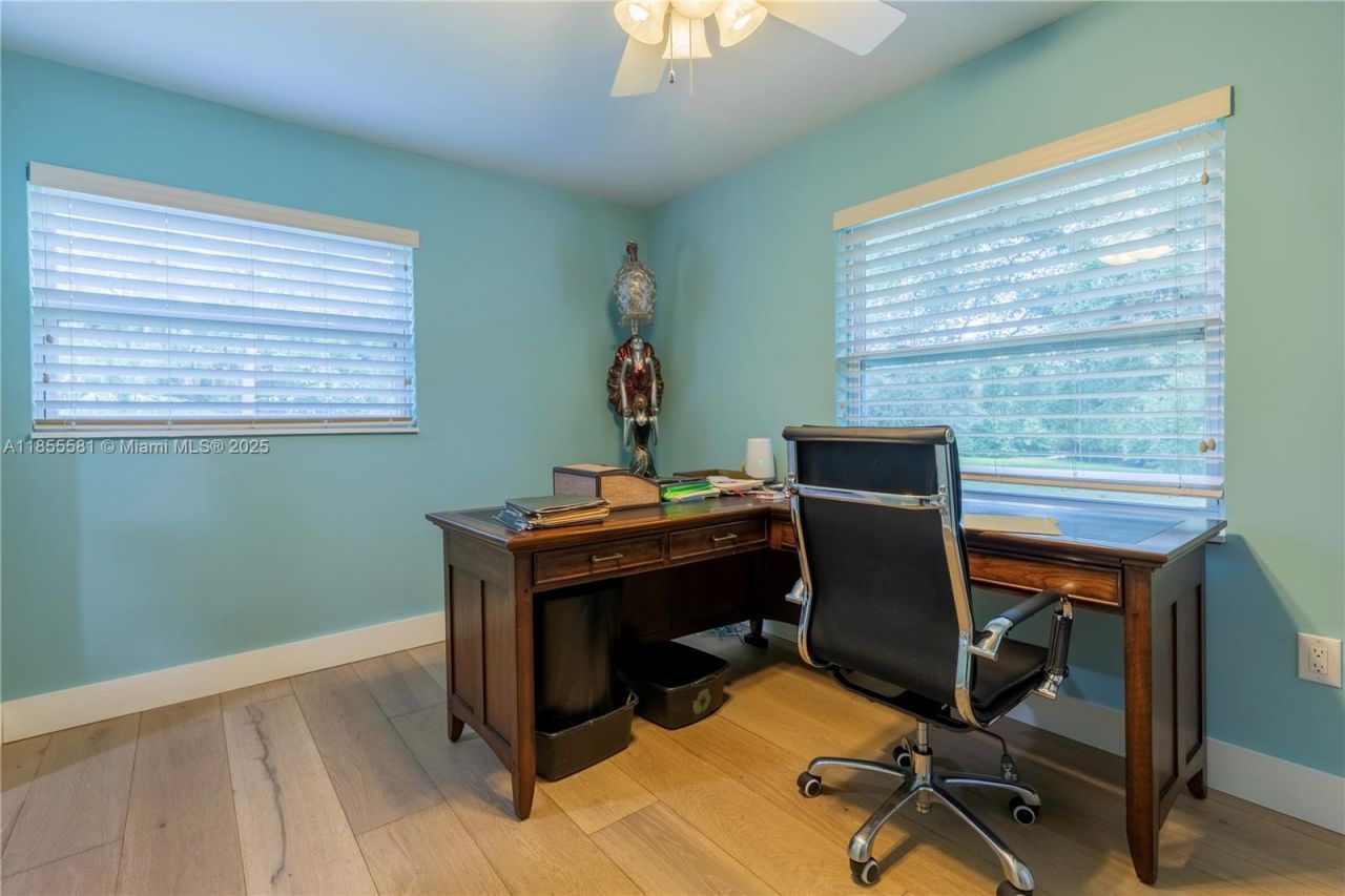 18220 Elmwood Dr, Alva, FL 33920 Photo