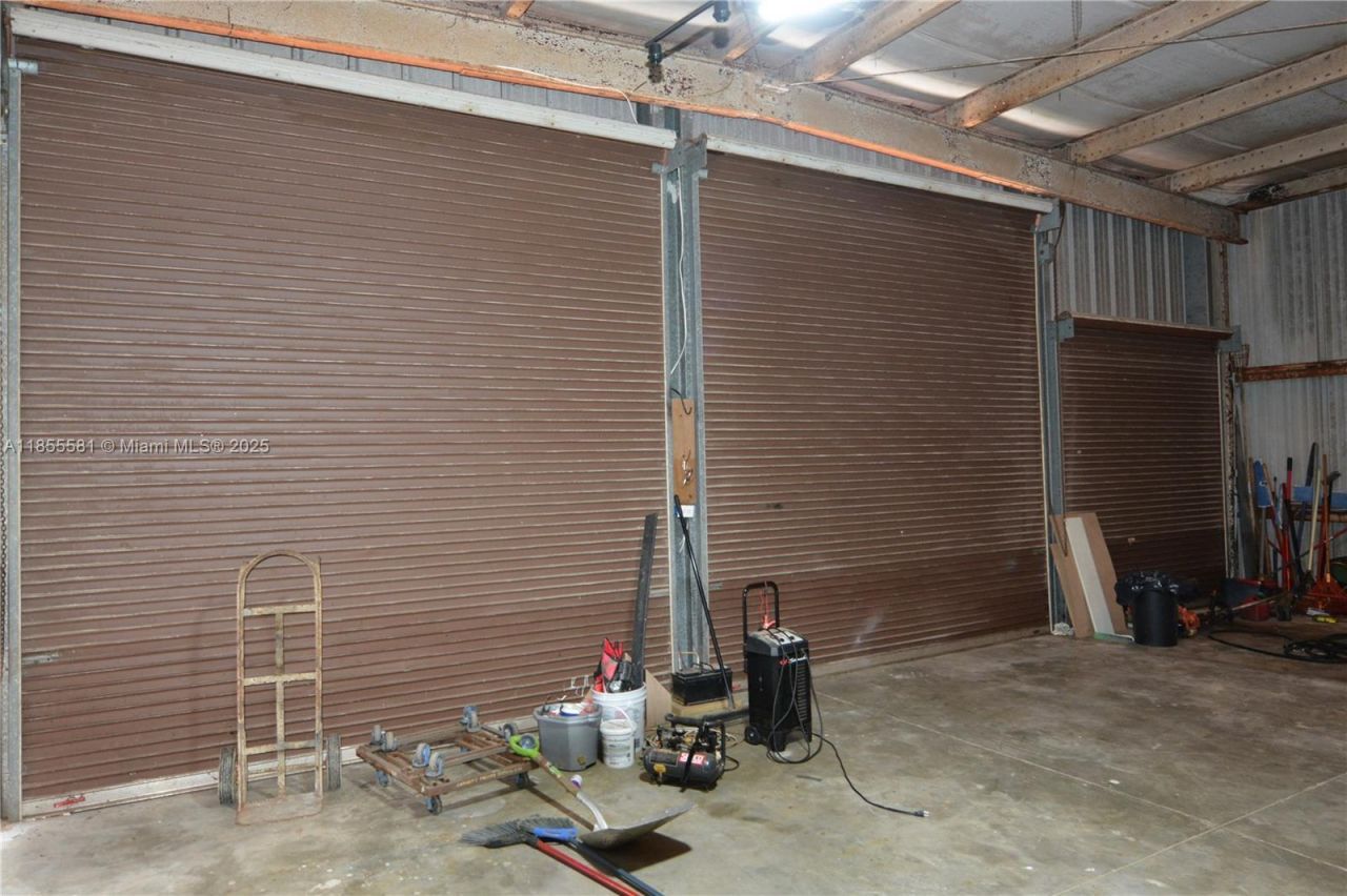 18220 Elmwood Dr, Alva, FL 33920 Photo