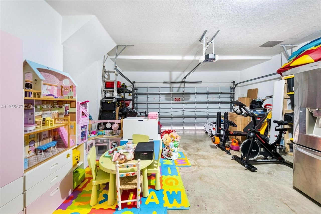 22536 SW 94th Pl, Cutler Bay, FL 33190 Photo