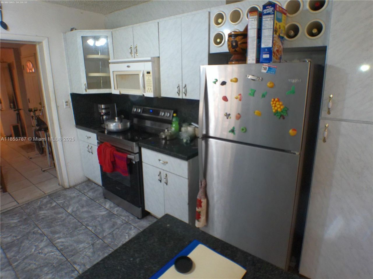 9201 Broad Manor Rd, Miami, FL 33147 Photo