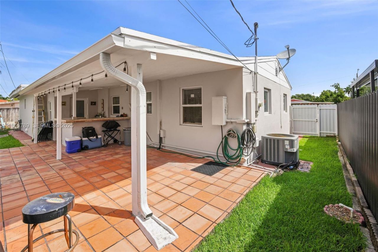 7550 SW 28th St Rd, Miami, FL 33155 Photo