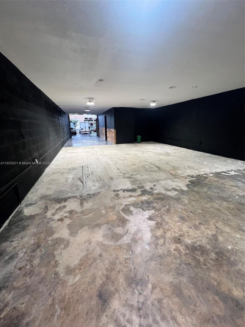 1657 W 40th St, Unit 6, Hialeah, FL 33012 Photo