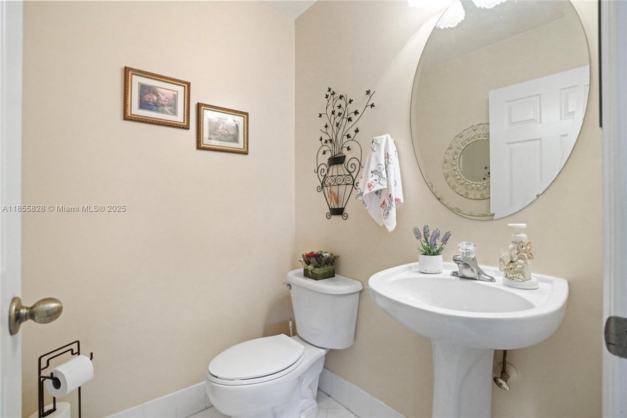 9506 SW 220th Ln, Cutler Bay, FL 33190 Photo