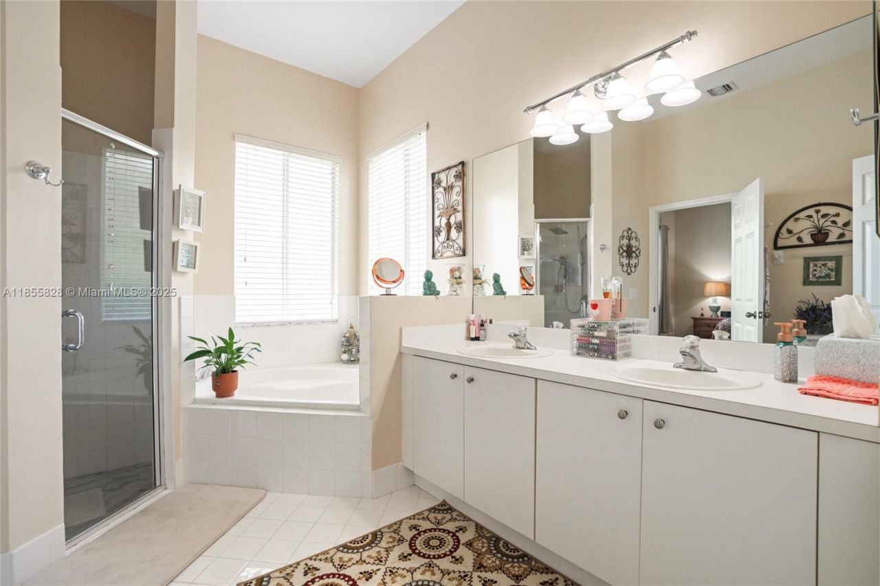 9506 SW 220th Ln, Cutler Bay, FL 33190 Photo