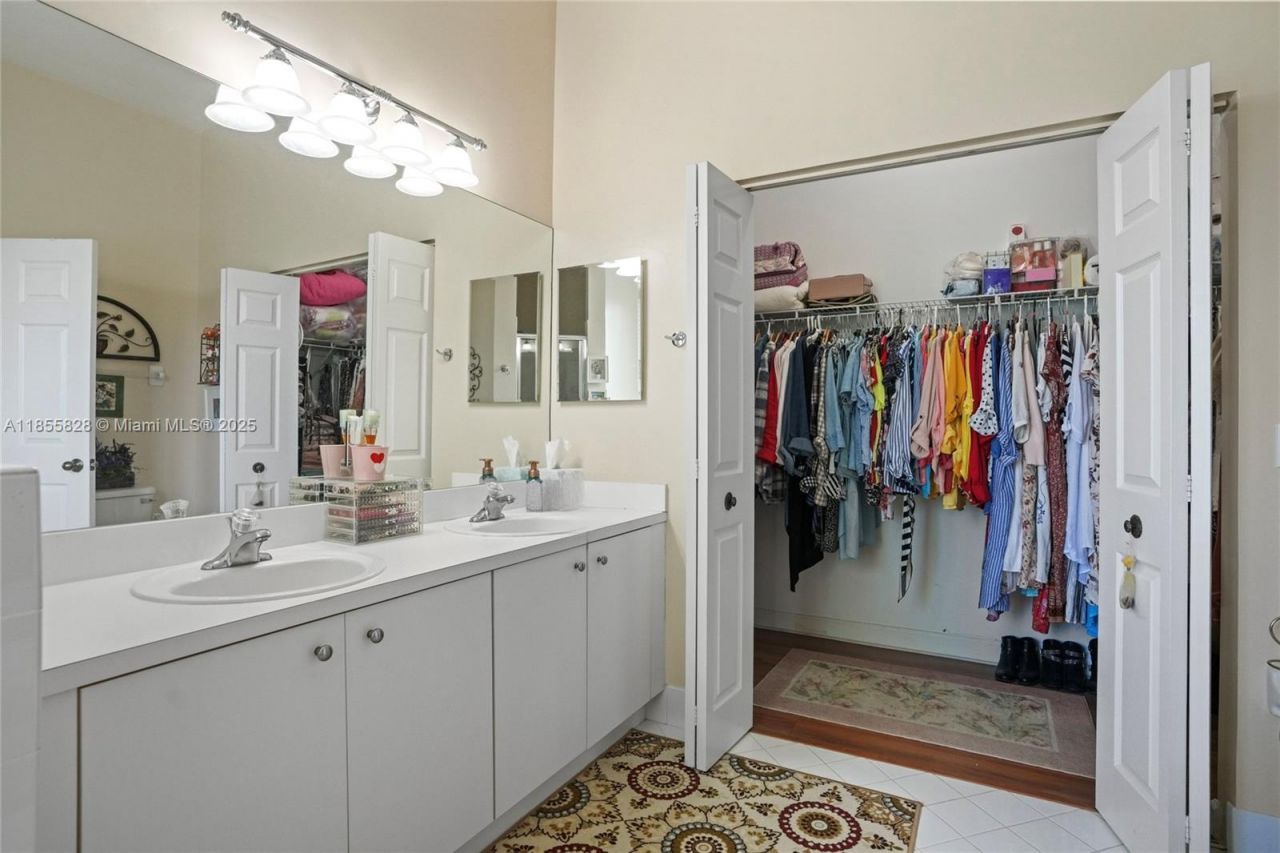 9506 SW 220th Ln, Cutler Bay, FL 33190 Photo