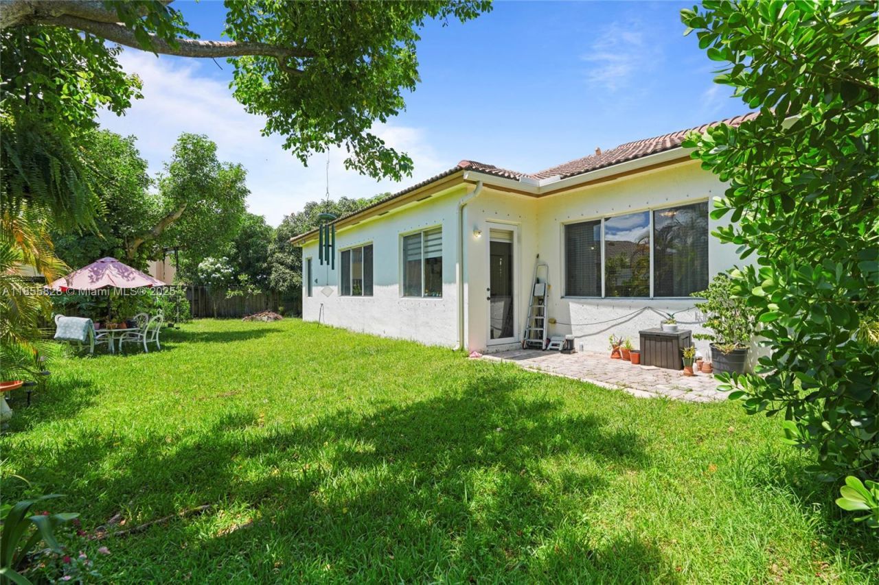 9506 SW 220th Ln, Cutler Bay, FL 33190 Photo