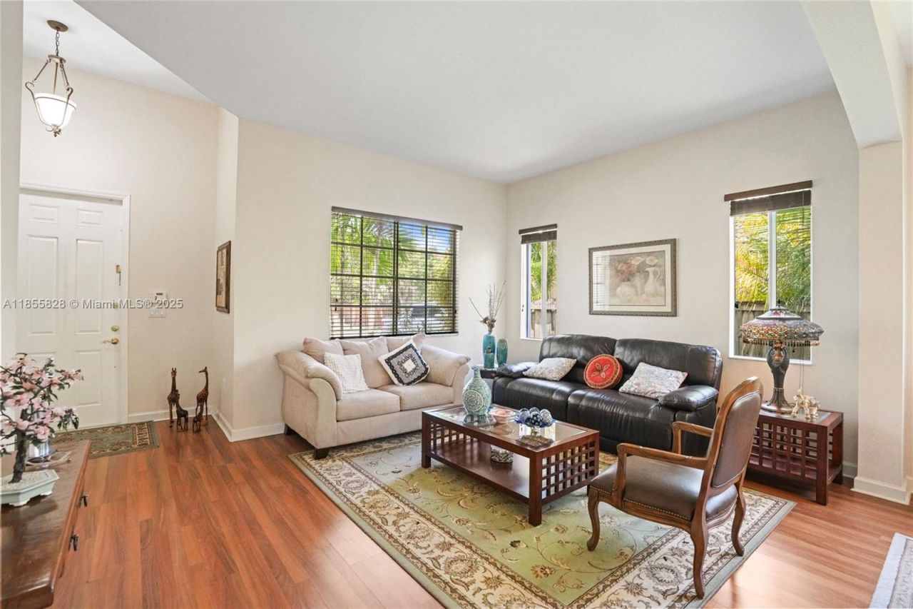 9506 SW 220th Ln, Cutler Bay, FL 33190 Photo