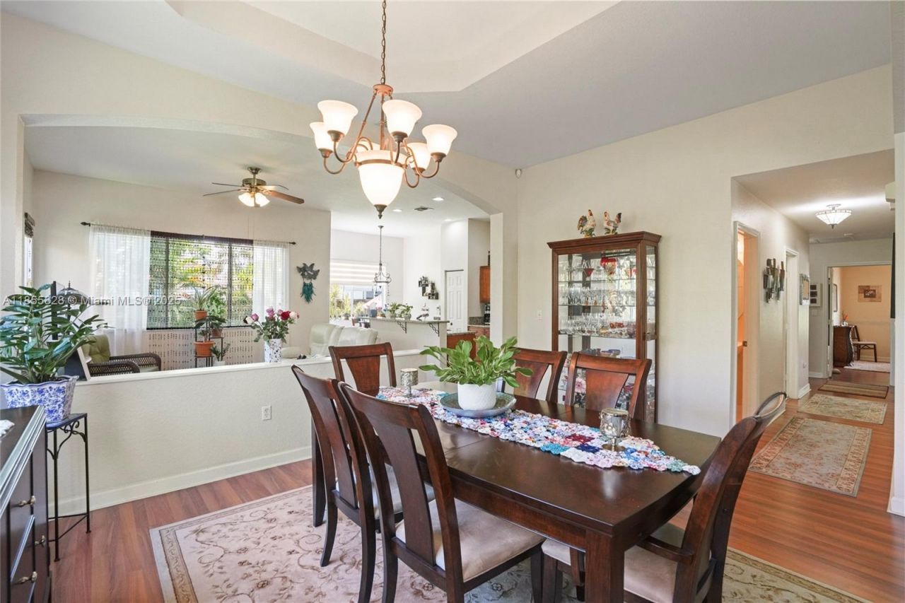 9506 SW 220th Ln, Cutler Bay, FL 33190 Photo