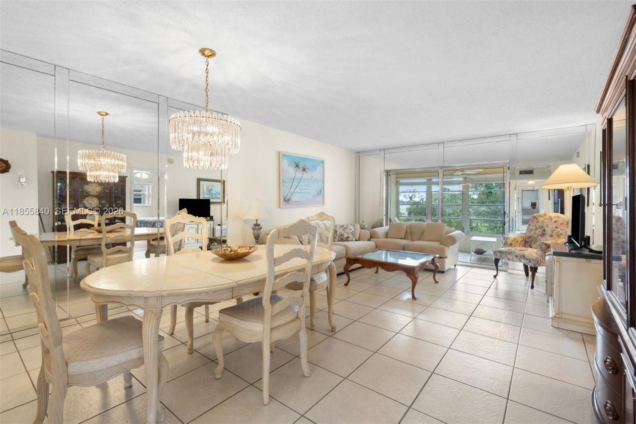 1040 Country Club Dr, Unit 309, Margate, FL 33063 Photo