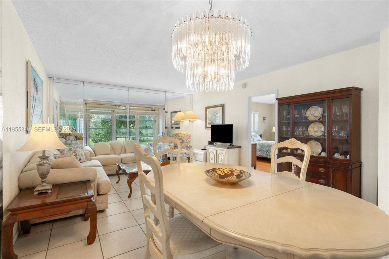 1040 Country Club Dr, Unit 309, Margate, FL 33063 Photo