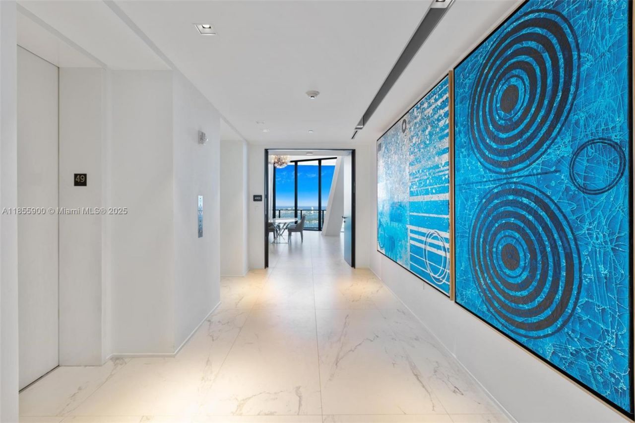 1000 Biscayne Blvd, Unit 4901, Miami, FL 33132 Photo