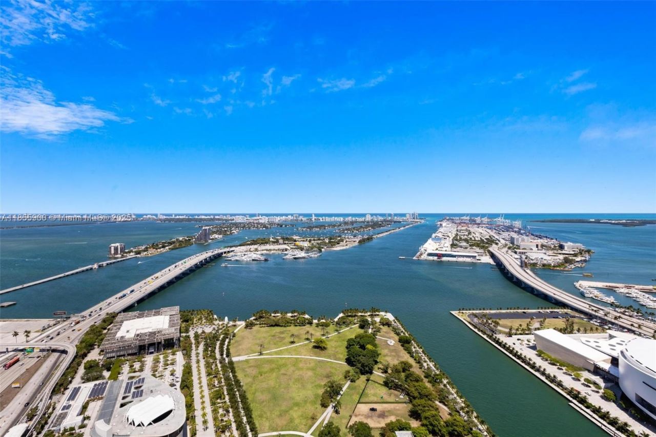 1000 Biscayne Blvd, Unit 4901, Miami, FL 33132 Photo