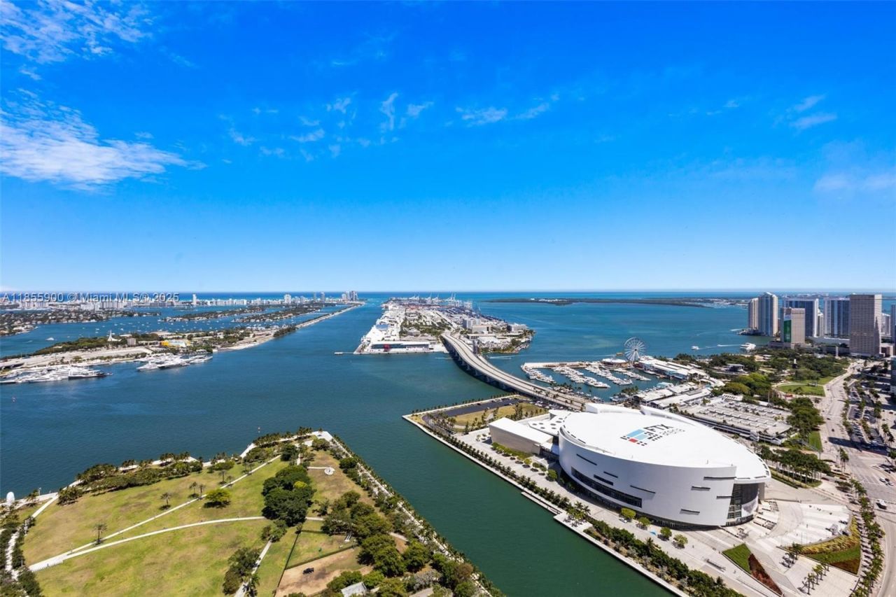 1000 Biscayne Blvd, Unit 4901, Miami, FL 33132 Photo