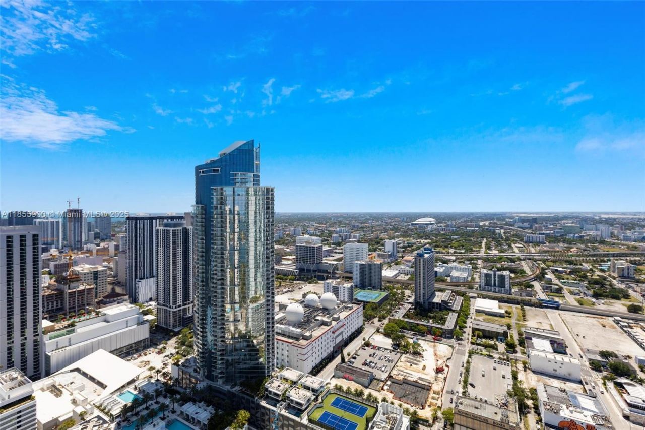 1000 Biscayne Blvd, Unit 4901, Miami, FL 33132 Photo