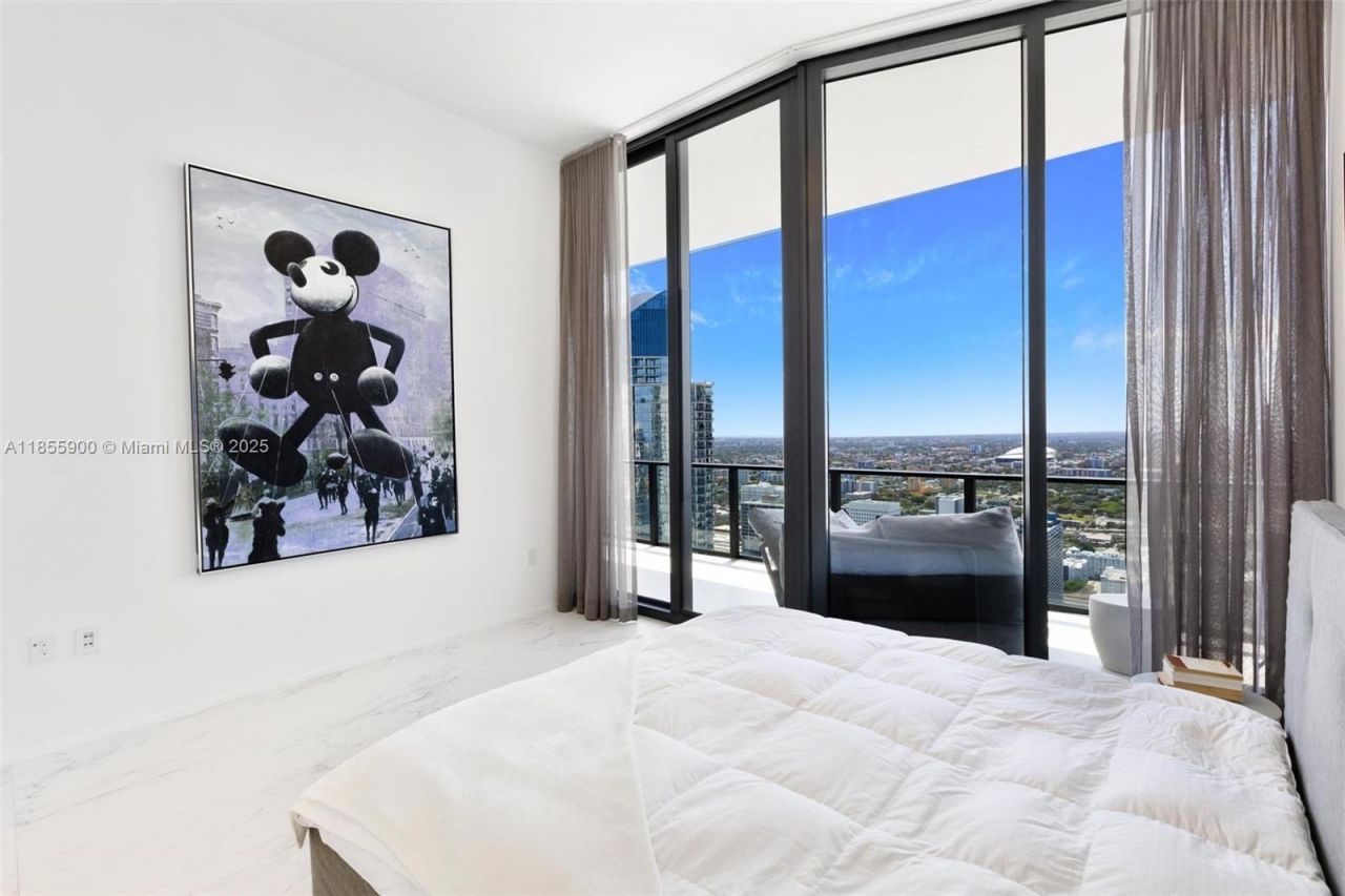 1000 Biscayne Blvd, Unit 4901, Miami, FL 33132 Photo