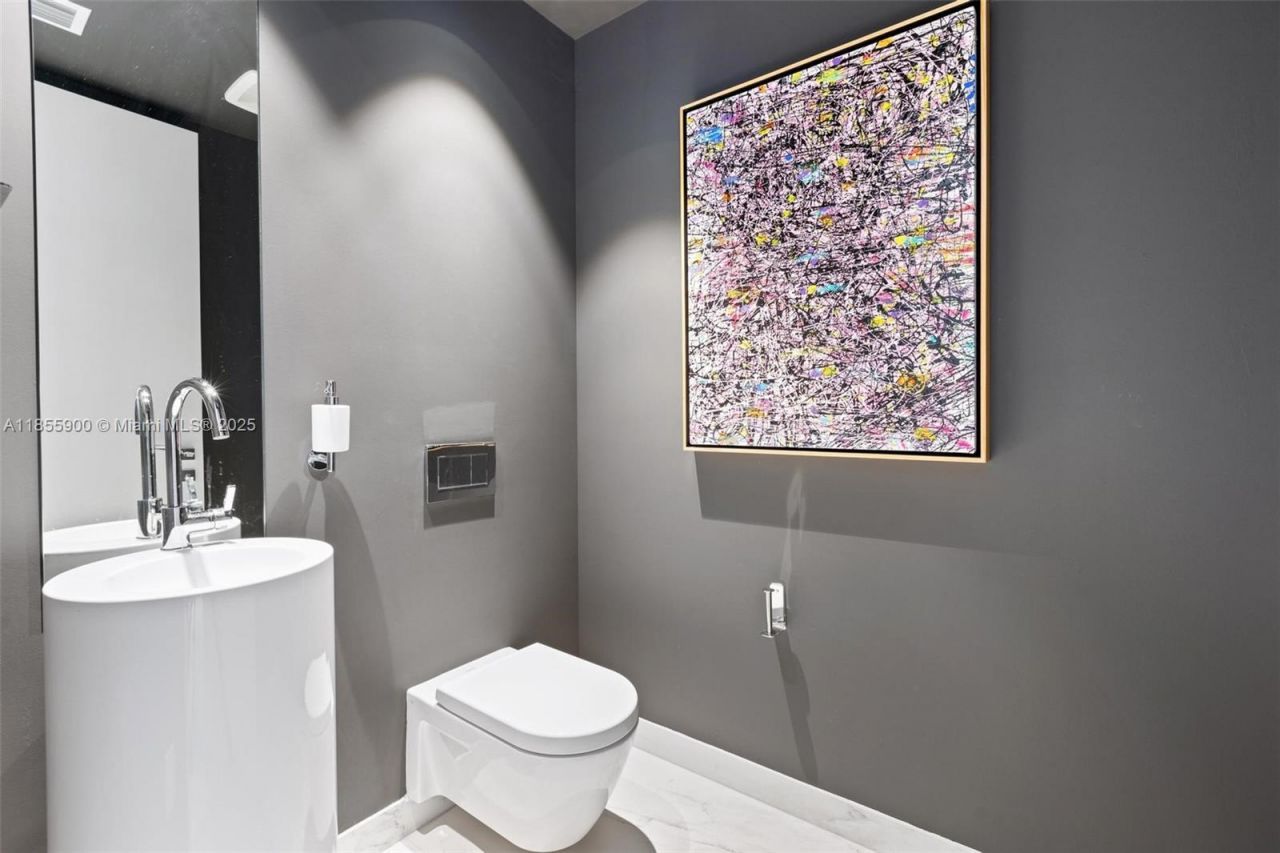 1000 Biscayne Blvd, Unit 4901, Miami, FL 33132 Photo