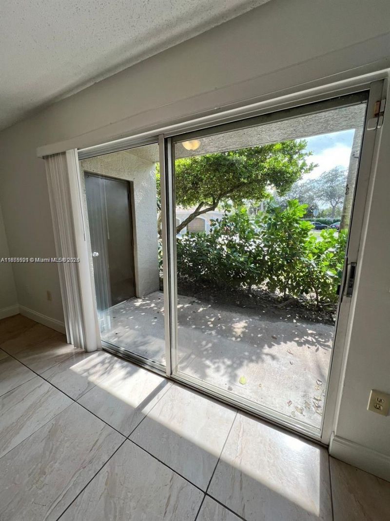 5065 Wiles Rd, Unit 103, Coconut Creek, FL 33073 Photo