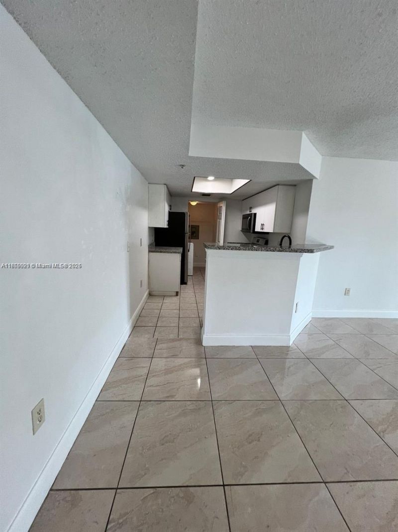 5065 Wiles Rd, Unit 103, Coconut Creek, FL 33073 Photo