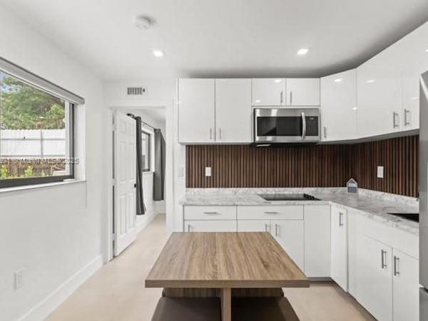 3125 NW 21st Ct, Unit 02, Miami, FL 33142