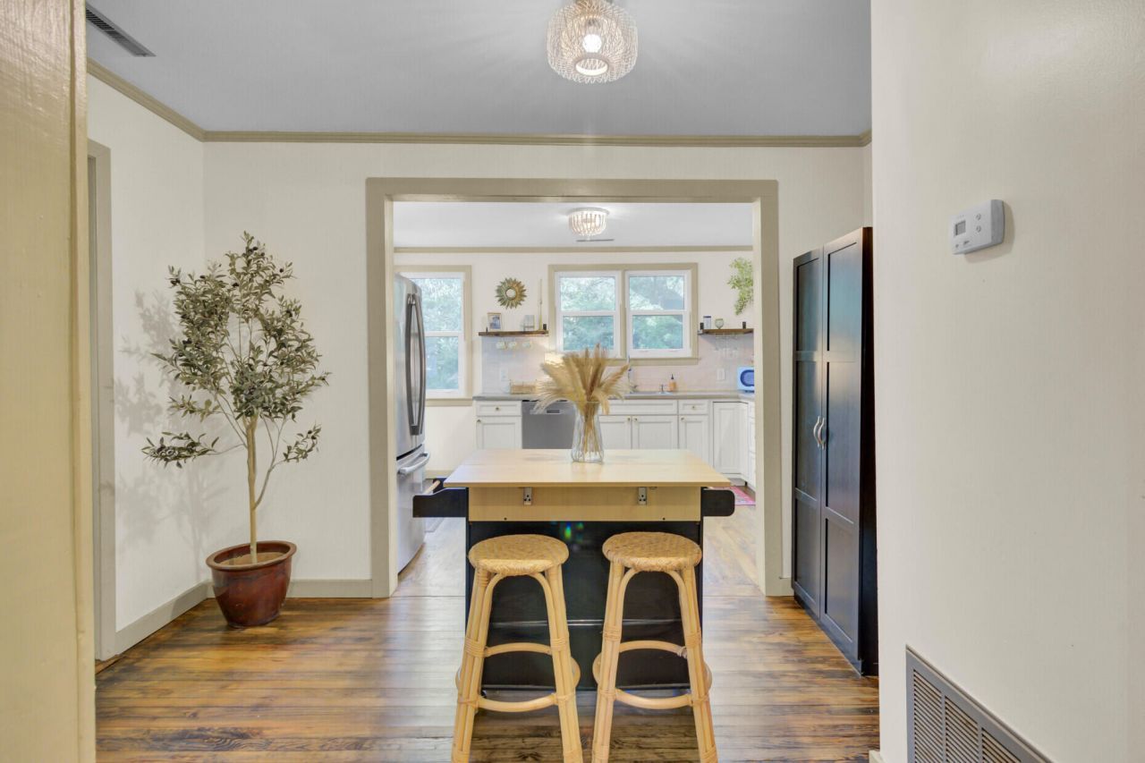 1414 Orange Grove Road Photo 10