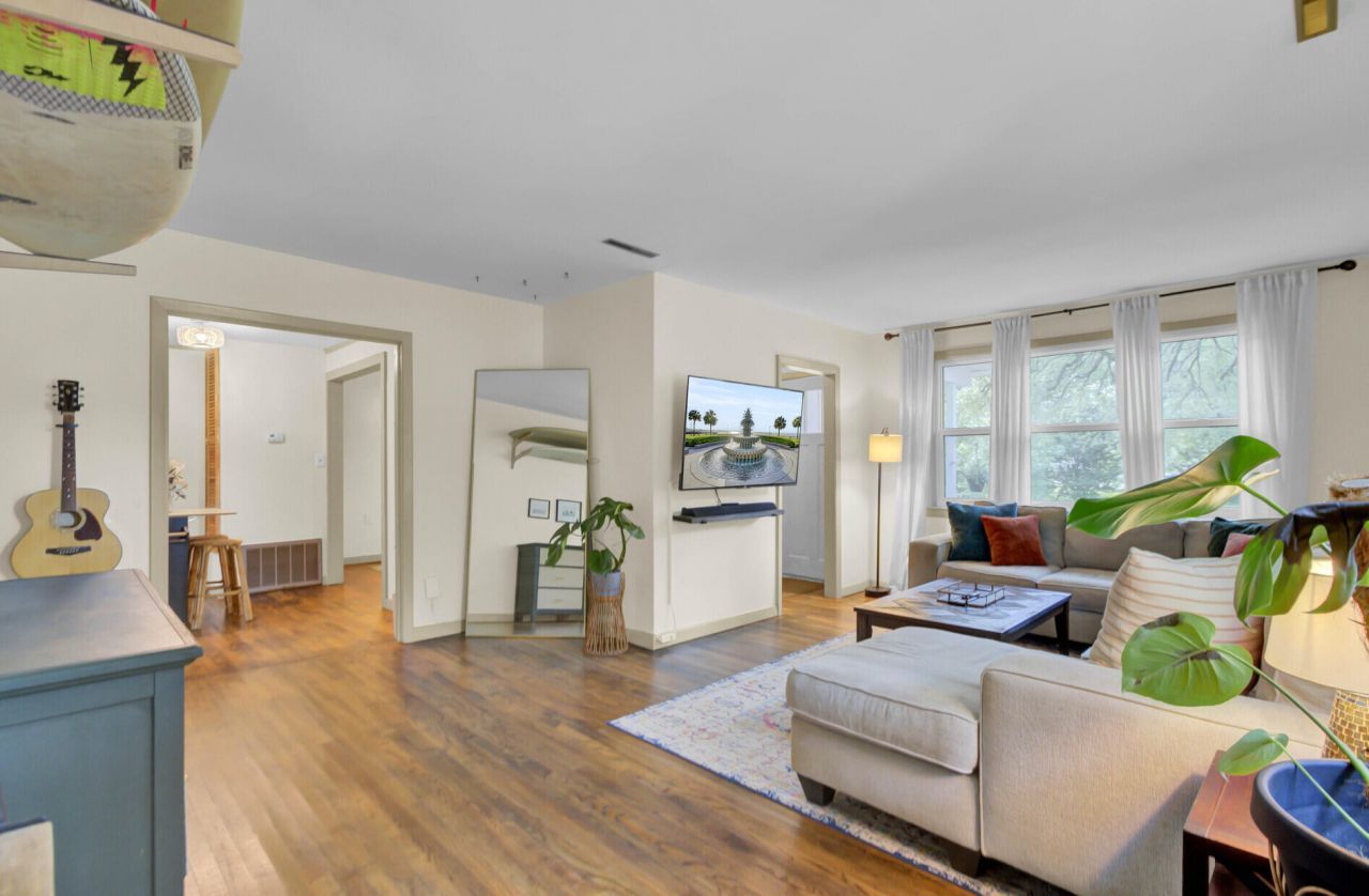 1414 Orange Grove Road Photo 8