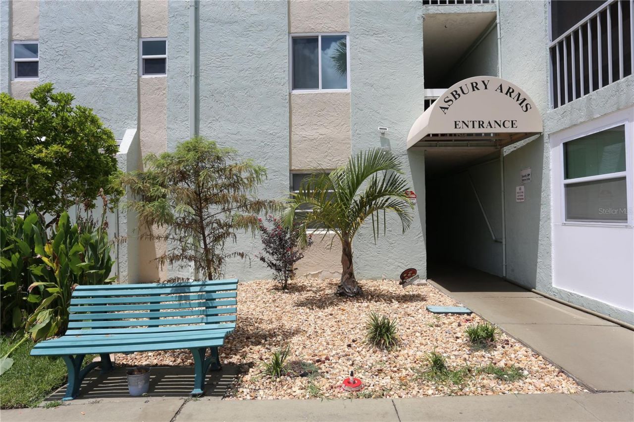 801 83rd Avenue N, Unit 309, Saint Petersburg, FL 33702 Photo